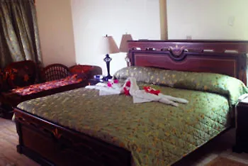 Rovanel'S Resort And Conference Centre Bon Accord Village Trinidad & Tobago